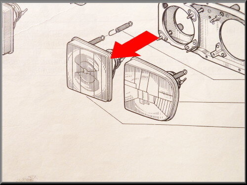 Headlamp inside on the left R16 TX < 1976 (yellow). 