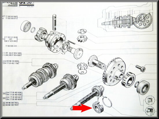 Pinion bearing, groove not centered (32x72x19), 385 gear (1973-1975).