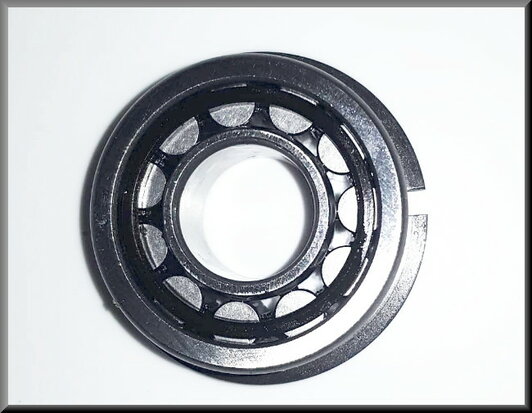 Primary shaft bearing (17-40-16 mm), 385 gearbox.