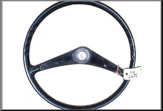 Steering wheel R16 L and TL (New Old Stock).