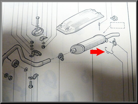 R18 Exhaust spring (New Old Stock).