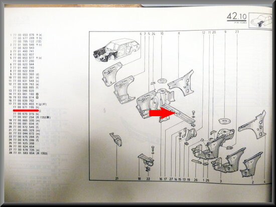 R18 Front cross beam (New Old Stock).