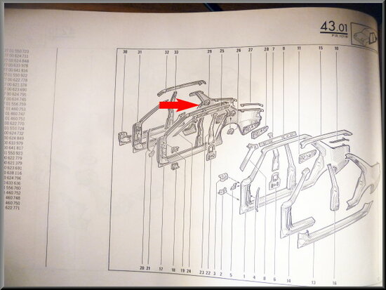 R18 Achterscherm rechts (New Old Stock)