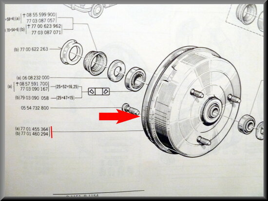 Brake drum R16 first types (New Old Stock).