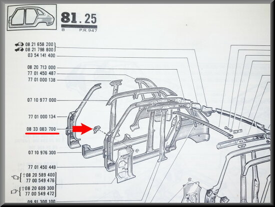 Connecting piece/support body front right.