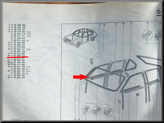 R14 Window channel seal front right (New Old Stock).