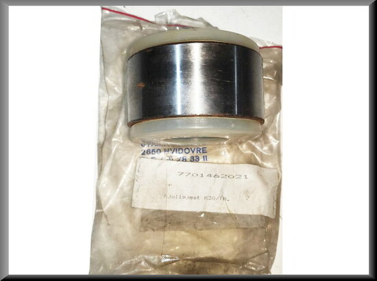 R20-30 Wheel bearing (New Old Stock).