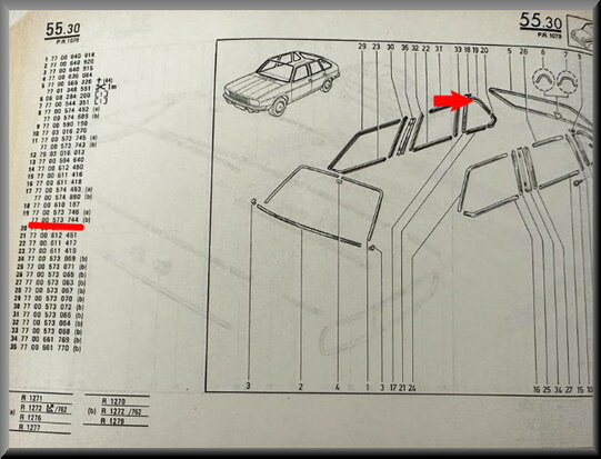 R20-30 Window trim rear right (New Old Stock).