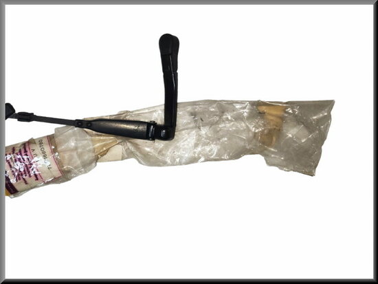 Renault Fuego  Wisser arm koplamp (New Old Stock).