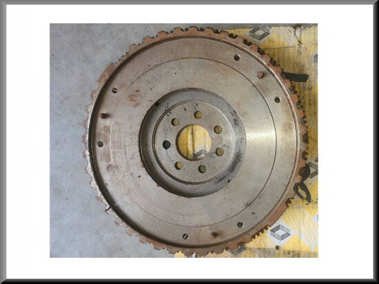 R25-R Espace: Vliegwiel met starterkrans (New Old Stock).