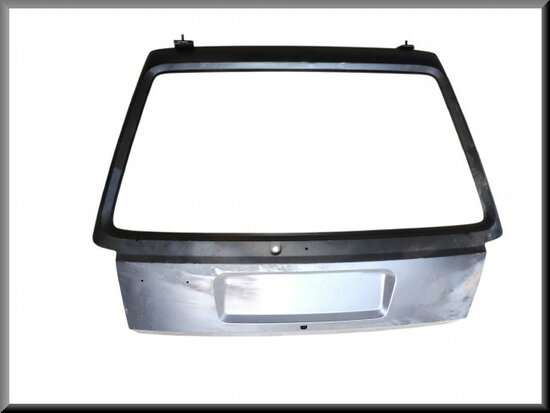 R14: Achterklep met gaten voor ruitenwisser (New Old Stock).