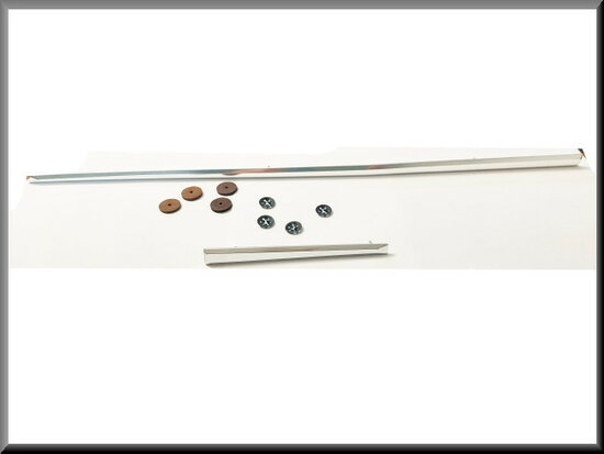 R8-R10: Sierlijst set grill (New Old Stock).