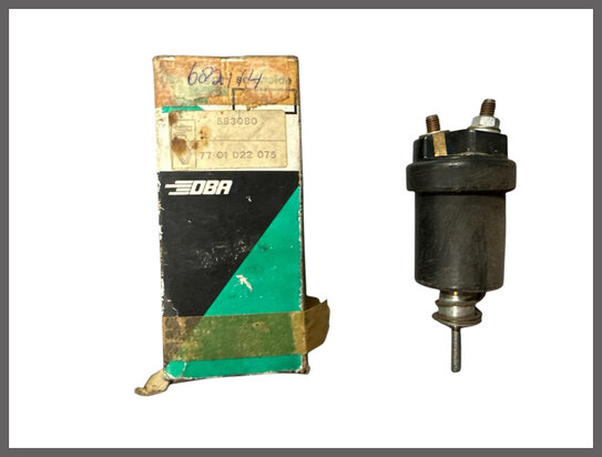 R 14,18,20,Fuego: Relais startmotor (New Old Stock).