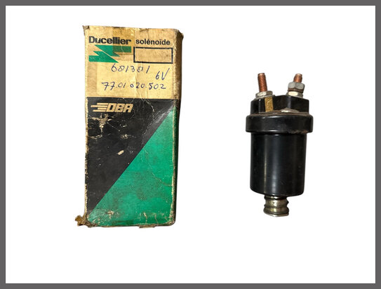 R 4CV-Dauphine: Relais startmotor 6V (New Old Stock).
