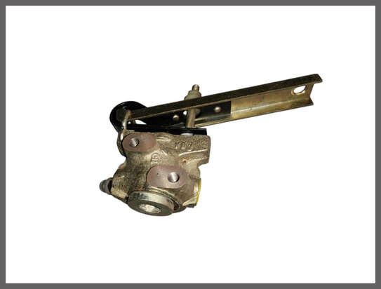 R20-30: Remdrukverdeler (New Old Stock)