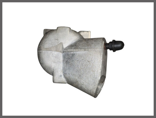 R4,5,6,Rodeo: Remklauw links voor (New Old Stock).