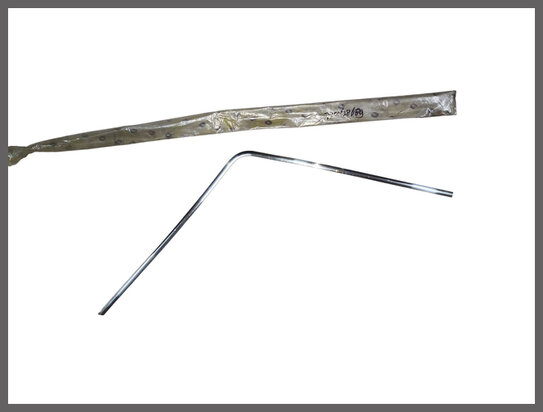 R18: Raamlijst links chroom (New Old Stock).