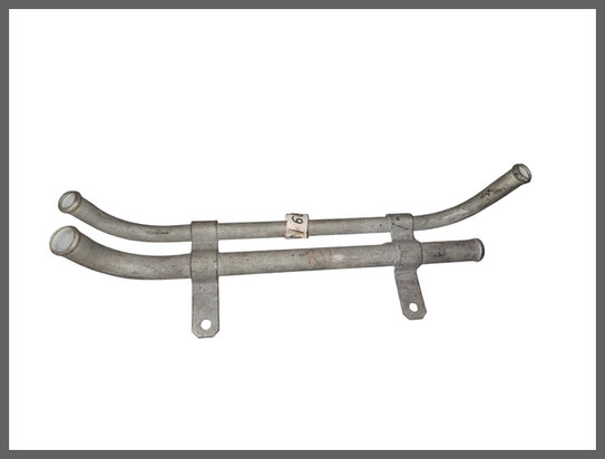 R 20-30: Conduite de carburant en metal (New Old Stock).