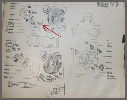 R8-10: Afstelschroef (New Old Stock).