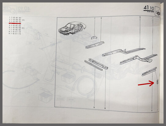 R14: Renfort de longeron arri&egrave;re gauche (New Old Stock).