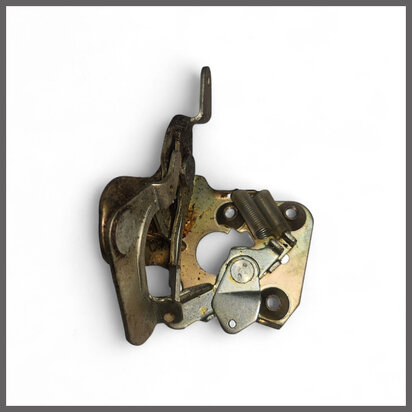 Slot bevestingingsplaat achterzijde rechts (New Old Stock)