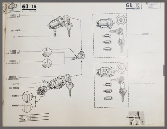 R4,8,10: Contactslot  (New Old Stock).