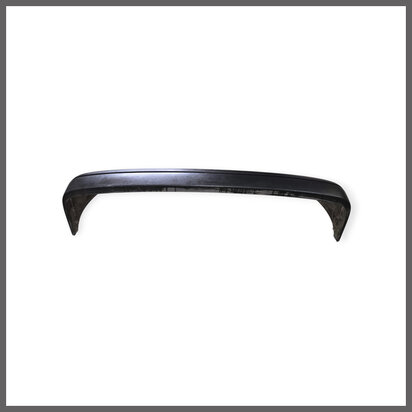 R5: Bumper achterzijde (New Old Stock).