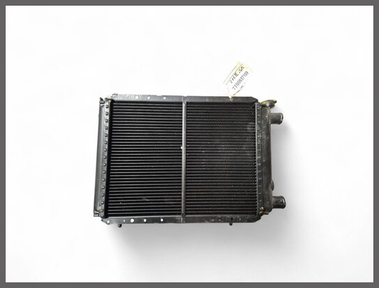 R18 TL - GTL: Radiateur (New Old Stock).