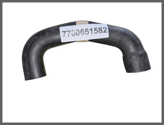 Renault 18: Onderste radiateurslang (New Old Stock). 