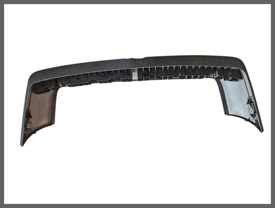 Renault 11 (B37): Bumper achterzijde inclusief bumperbuffers (New Old Stock).