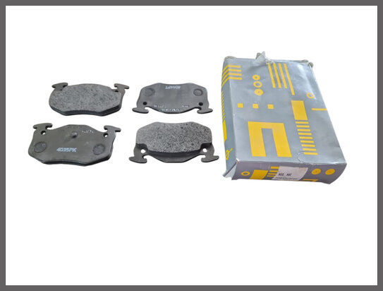 Renault 19, Master: Plaquettes de frein arri&egrave;re (New Old Stock).
