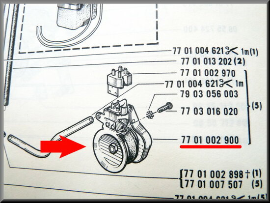 Pompe à pied R16 >1973.