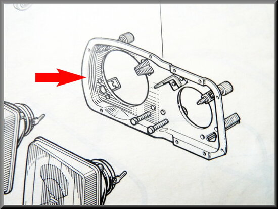 Headlight frame right R16 TX >1975.