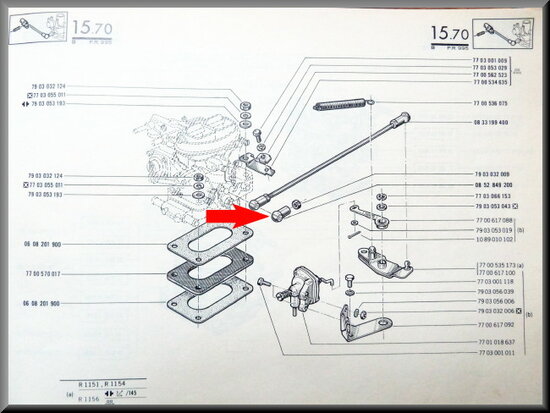 Ball joint throttle linkage.