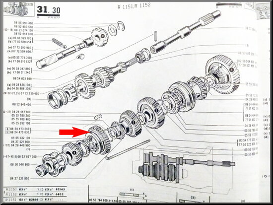 Reverse gear (40 teeth).