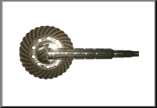 Crown wheel and pinion (8 and 31 theeth).