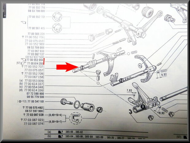 Selector shaft 3rd and 4th gear (5 gear).