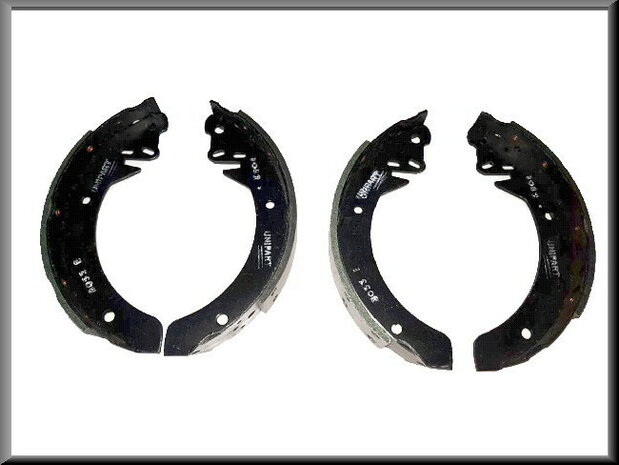 Brake shoes (Girling) R16 L-TL (late types).