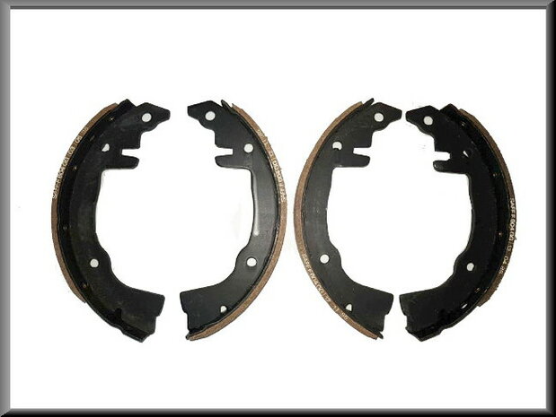 Brake shoes (Bendix).