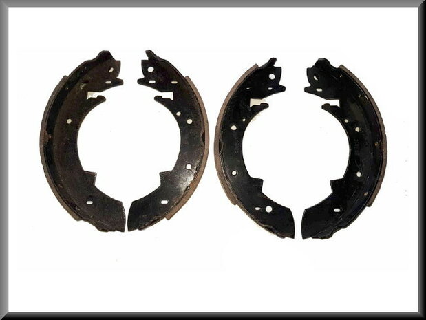 Brake shoes (Girling).