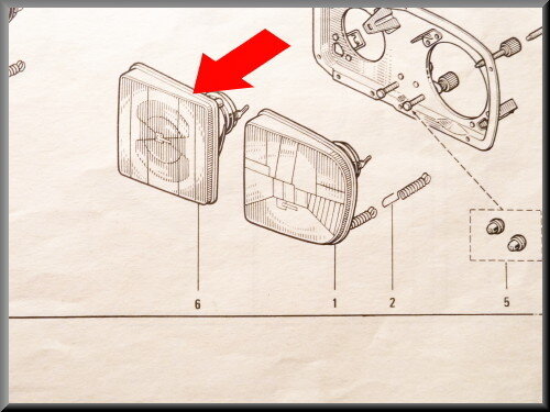 Headlight inside on the left R16 TX >1976 (white).