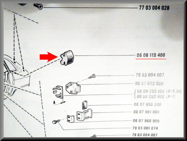 Guide rubber rear shelf.