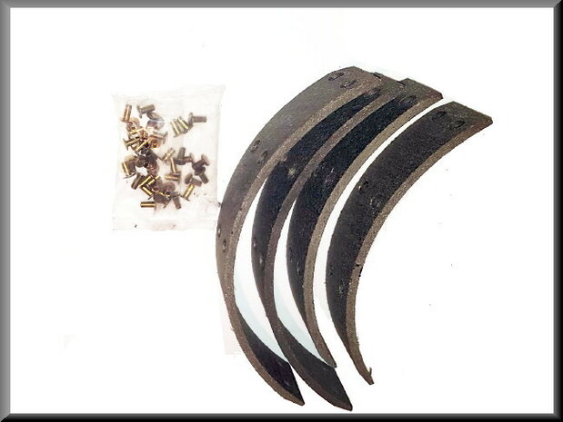 Brake lining set (2 sizes).