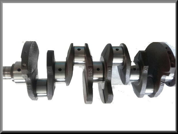 Crankshaft R16 TS (revised, excl: 150 euro in exchange).