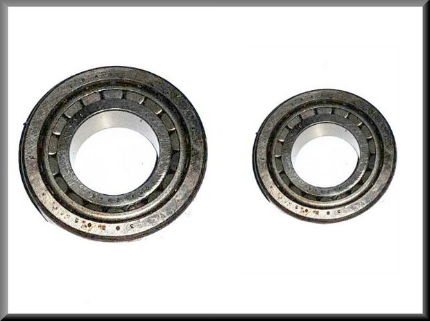 Set of wheel bearings for the rear axle suitable R16 L.