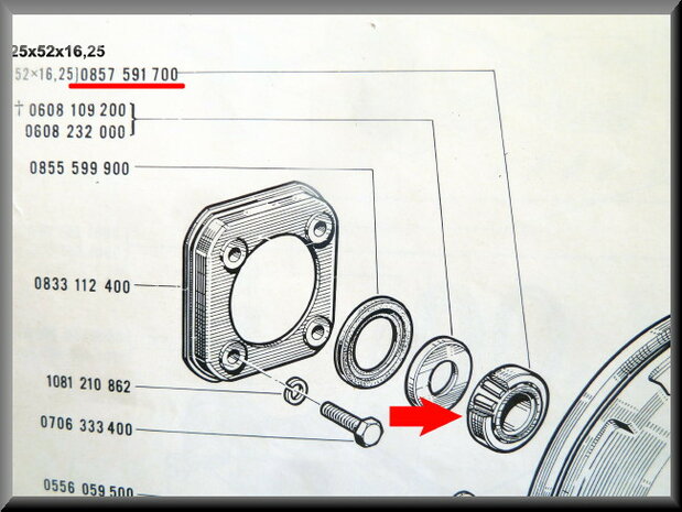 Set of wheel bearings for the rear axle suitable R16 L.