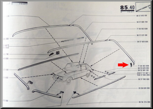 Eindkapje achterste daksierlijst R16 1e type.