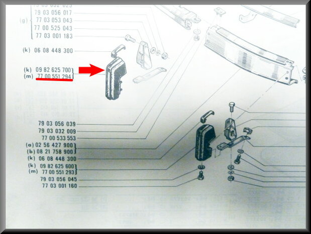 Bumper buffer front right R16 TS (with opening for the stainless steel strip).