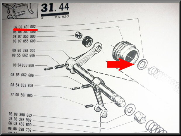 Adjusting ring selector shaft spring (4 gear).