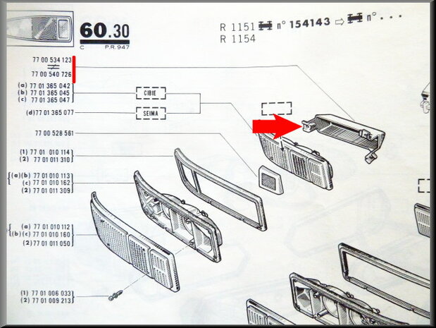 Rear light cap left R16, second type.